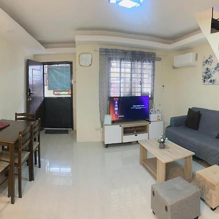 2 Bedroom Townhouse In Bacolod City Kültér fotó