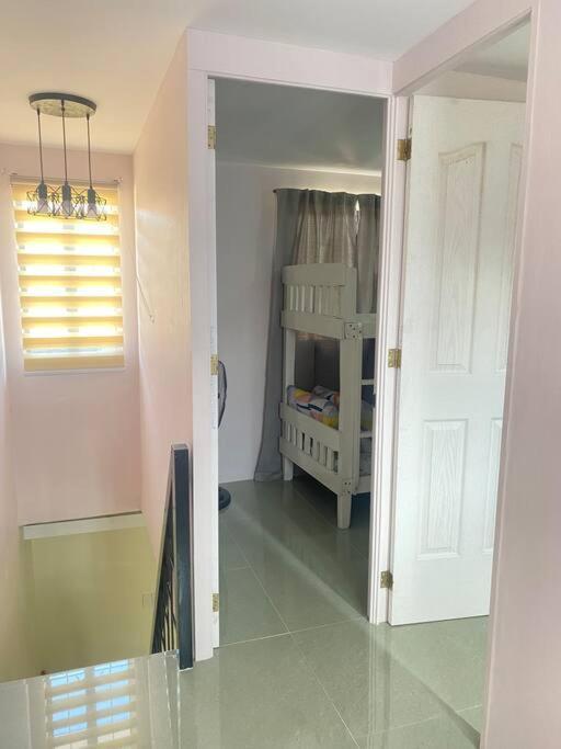 2 Bedroom Townhouse In Bacolod City Kültér fotó