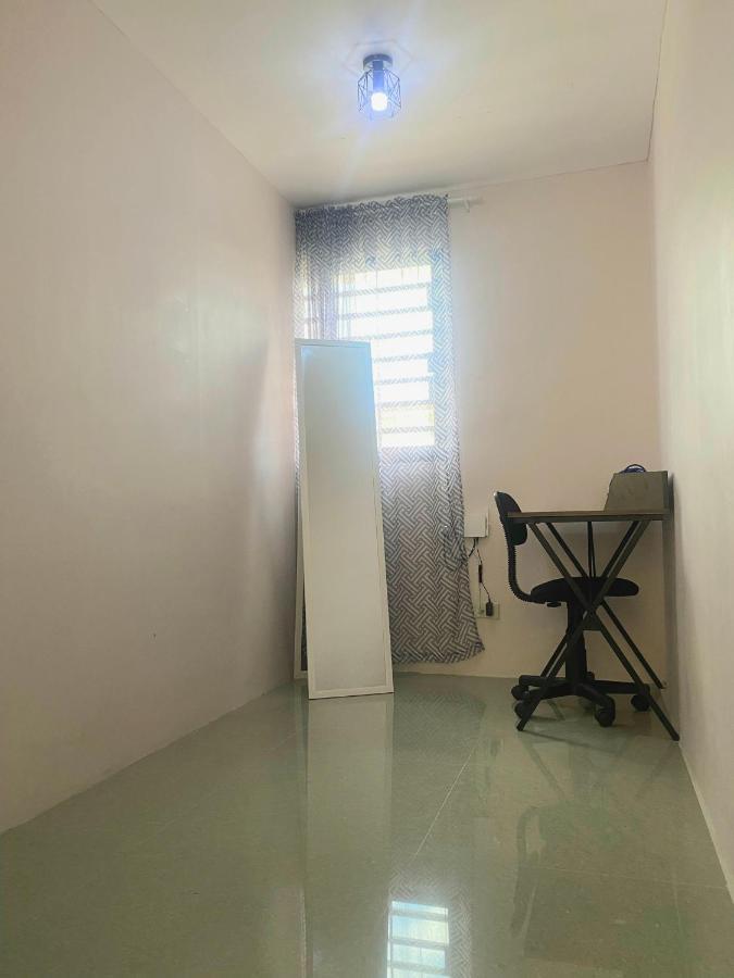 2 Bedroom Townhouse In Bacolod City Kültér fotó